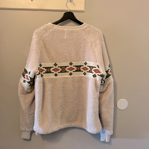 Urban Outfitters sweater - Picture 2 of 2